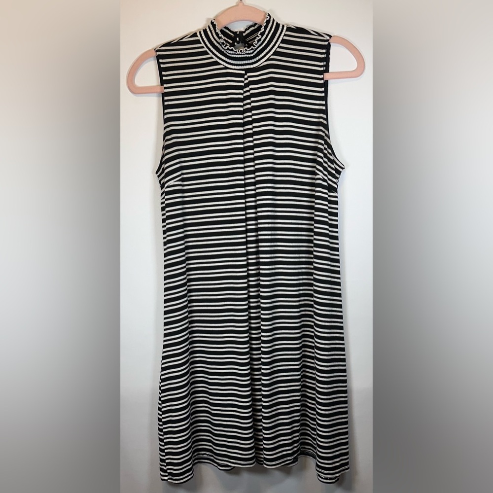 Speechless Black and White Striped Sleeveless Dress Size Medium